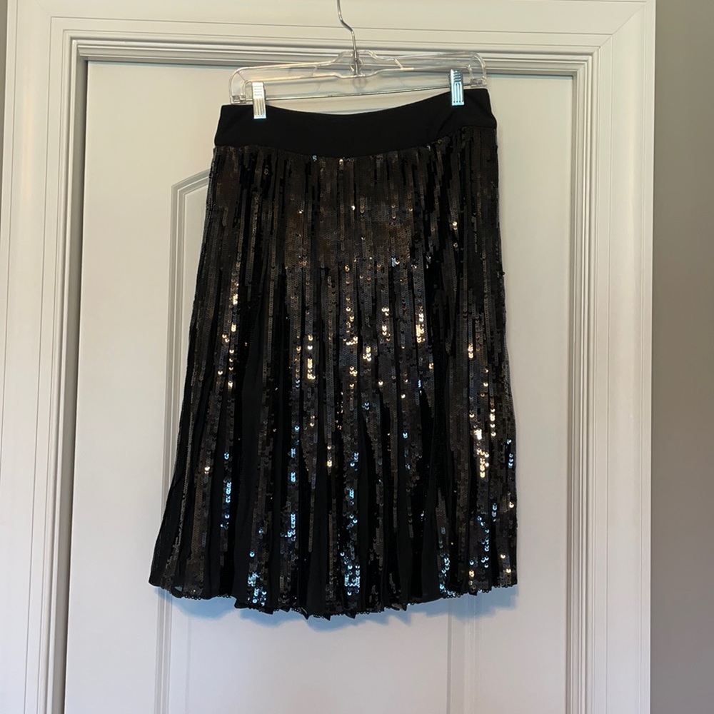Express sequin skirt